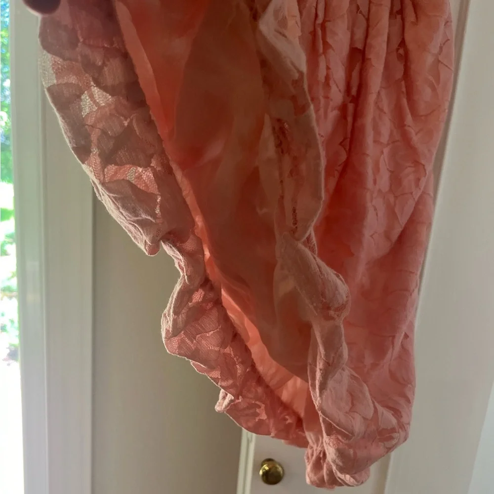 Pink Lace Ryu Dress Size Medium - Picture 4 of 7